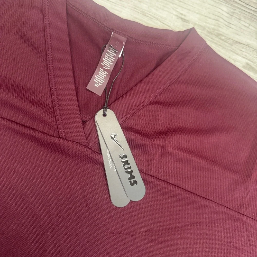 NikeSKIMS Airy Shirt - Picture 10 of 10